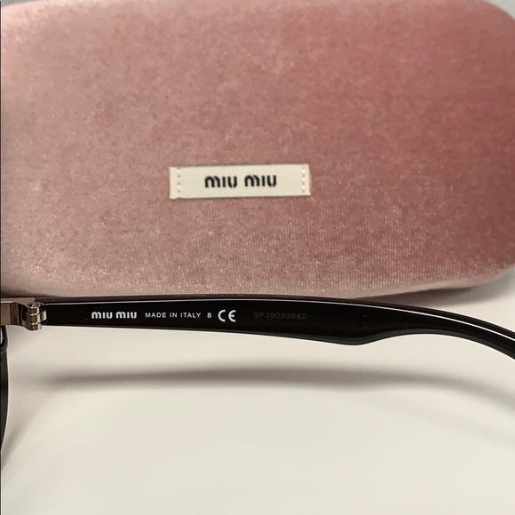 MIU MIU women’s sunglasses main image 5